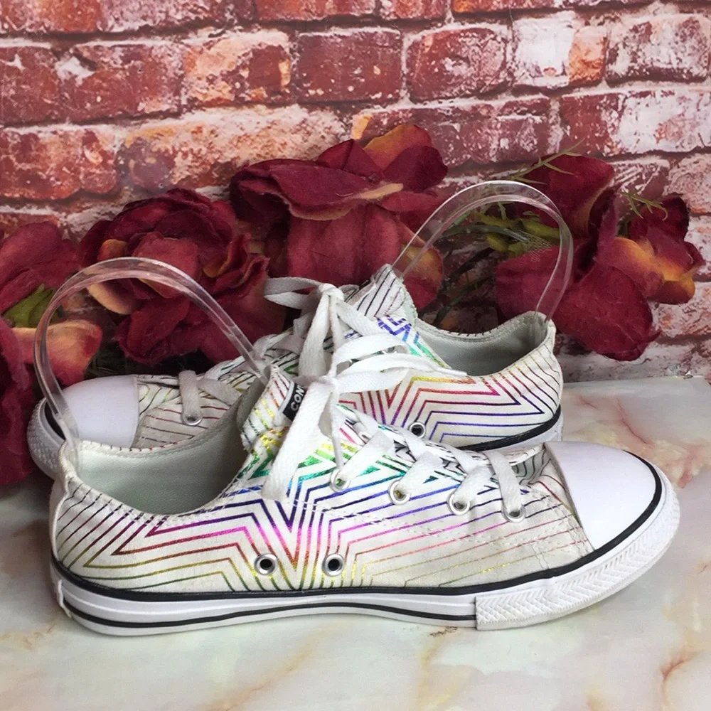 Converse metallic rainbow